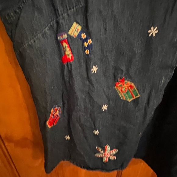 Holiday Denim Shirt!  Cute for party or just wear to go shopping! - Picture 3 of 5
